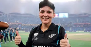 তিন ফরম্যাটেই নিউজিল্যান্ড নারী ক্রিকেট দলের অধিনায়ক অ্যামেলিয়া